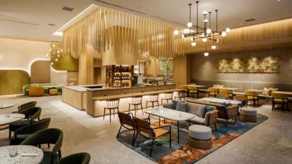 Together&Co. （トゥギャザーアンドコー）ヒルトン・ガーデン・イン京都四条烏丸1F